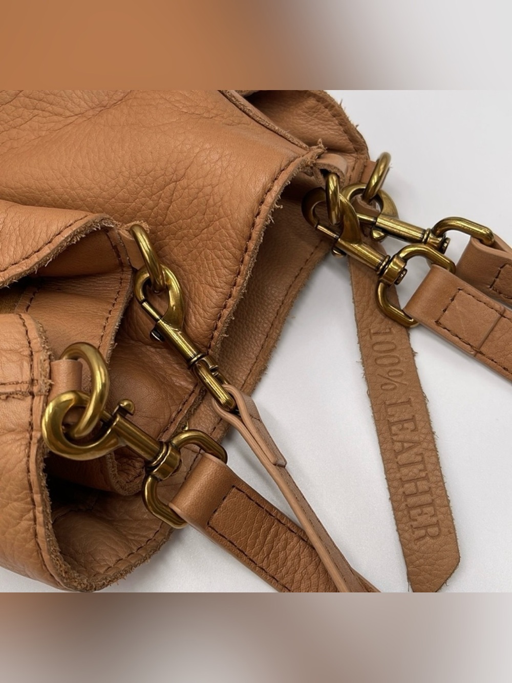 American Leather Co. Shoulder Bag - Caramel
Brown 100% Leather - Double Straps - Picture 15 of 15